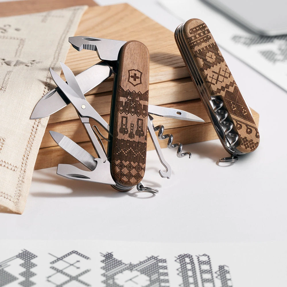 Victorinox Swiss Spirit Limited Edition 2023 Companion Wood Swiss Army Knife 5 Victorinox Swiss Spirit Limited Edition 2023 Companion Wood Swiss Army Knife - Image 3